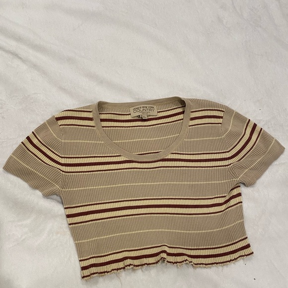 Retro Neutral Stripe Crop Top 🤍 - Picture 1 of 4